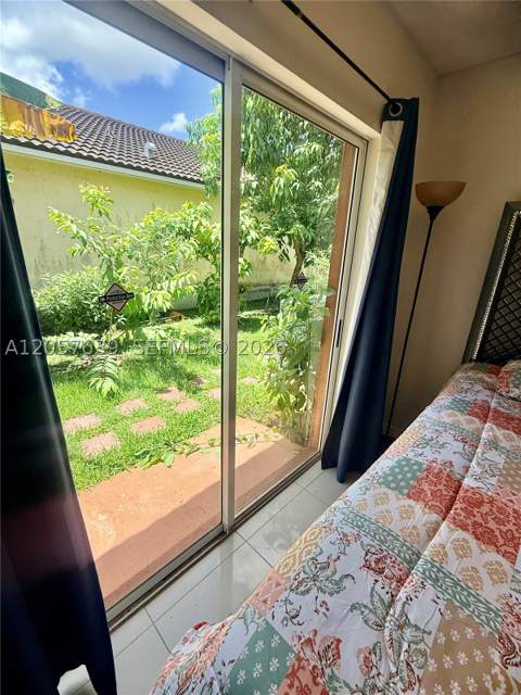 18300 SW 143rd Ct, Miami FL - photo 13 of 32