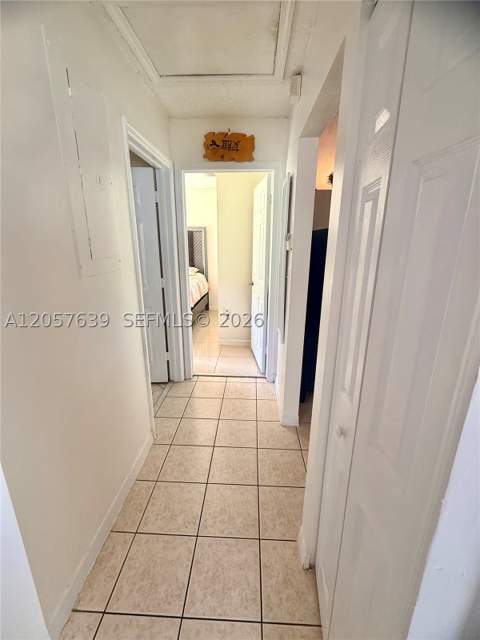 18300 SW 143rd Ct, Miami FL - photo 14 of 32