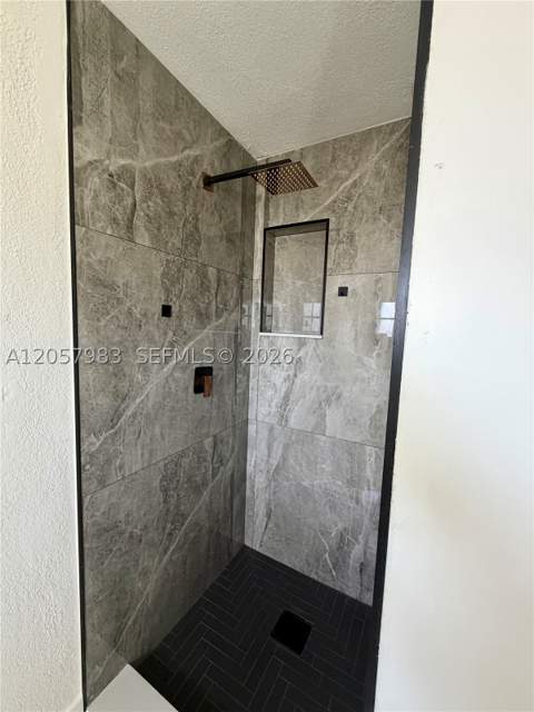 19730 NW 3rd Ct, Miami Gardens FL - photo 10 of 30