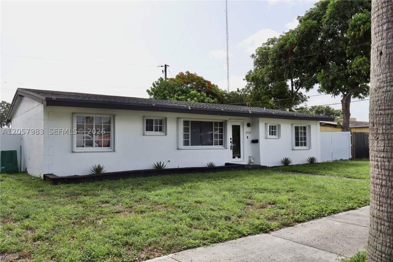 3 bedroom SingleFamilyResidence at 19730 NW 3rd Ct, Sierra Mirada, Miami Gardens — photo 2