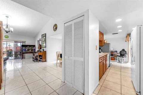 1304 Redstart Ct, Homestead FL - photo 15 of 21