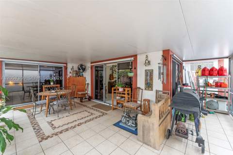 1304 Redstart Ct, Homestead FL - photo 7 of 21