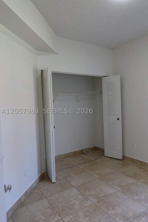 18340 NW 68th Ave A, Hialeah FL - photo 8 of 10