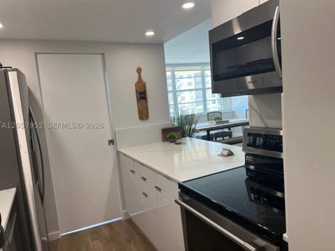 251 174th St 1215, Sunny Isles Beach FL - photo 17 of 37