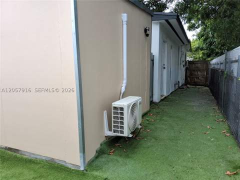 18045 NW 2nd Pl, Miami Gardens FL - photo 16 of 17