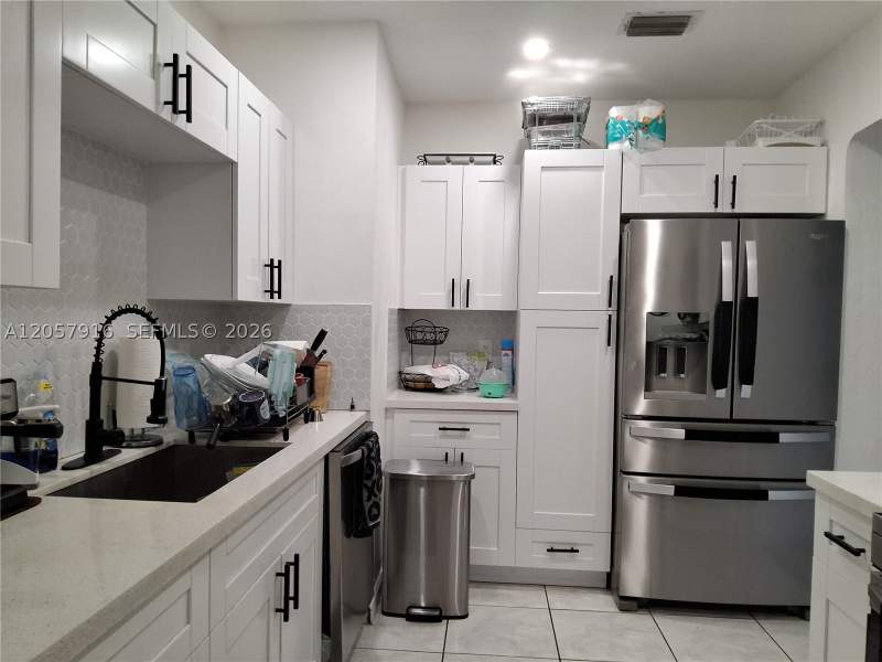 4 bedroom SingleFamilyResidence at 18045 NW 2nd Pl, North Ridge, Miami Gardens — photo 2
