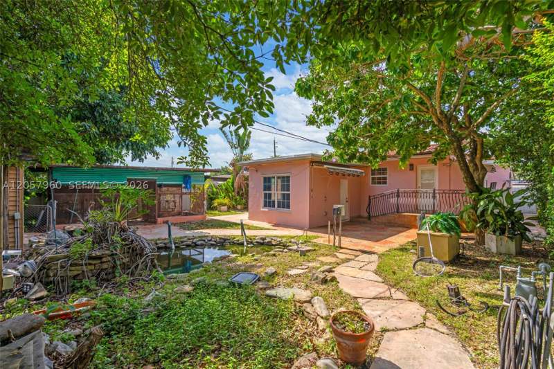 3 bedroom SingleFamilyResidence at 267 E 56th St, Jai-Alai Heights, Hialeah — photo 5