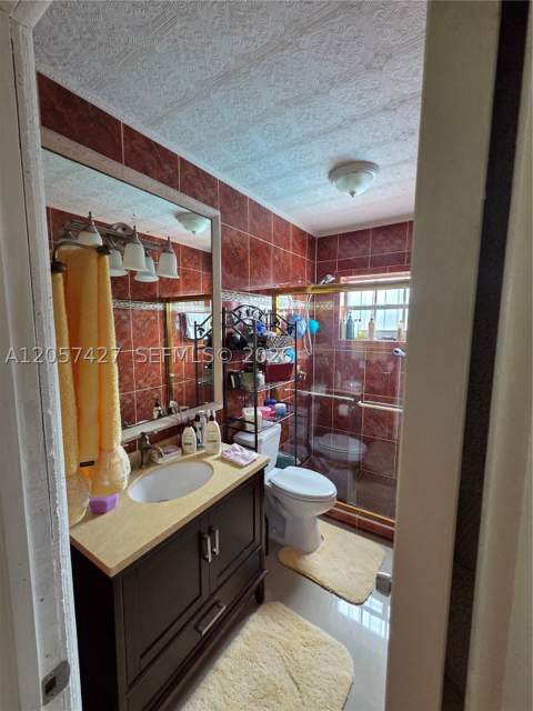 8441 SW 32nd Ter, Miami FL - photo 18 of 31