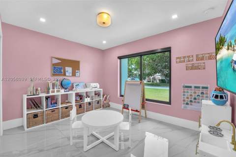 8820 SW 182nd Ter, Palmetto Bay FL - photo 19 of 22