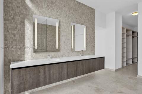 88 SW 7th St 4011, Miami FL - photo 14 of 29