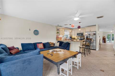 2204 SW 11th Ter, Miami FL - photo 16 of 54