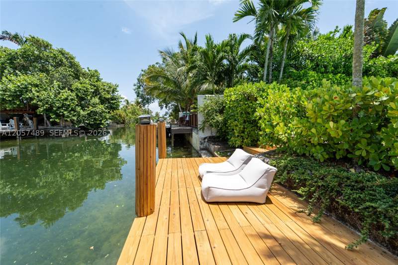 4 bedroom SingleFamilyResidence at 1777 Daytonia Rd, Biscayne Point, Miami Beach — photo 3