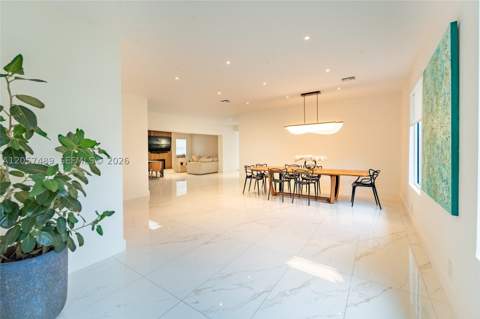 1777 Daytonia Rd, Miami Beach FL - photo 6 of 32