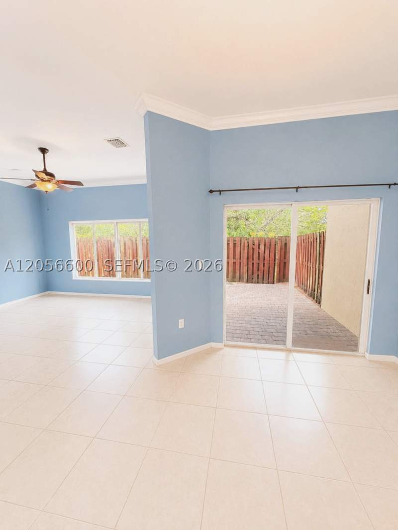 3 bedroom Townhouse at 1690 SE 24th Ct, Keys Gate, Homestead — photo 3