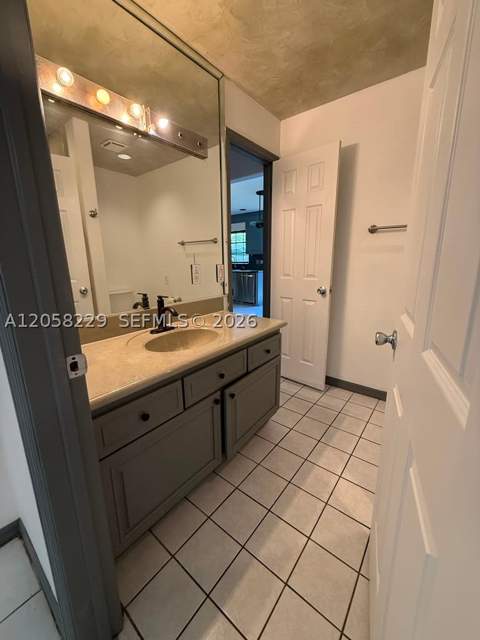 14720 SW 106th Ter, Miami FL - photo 13 of 30
