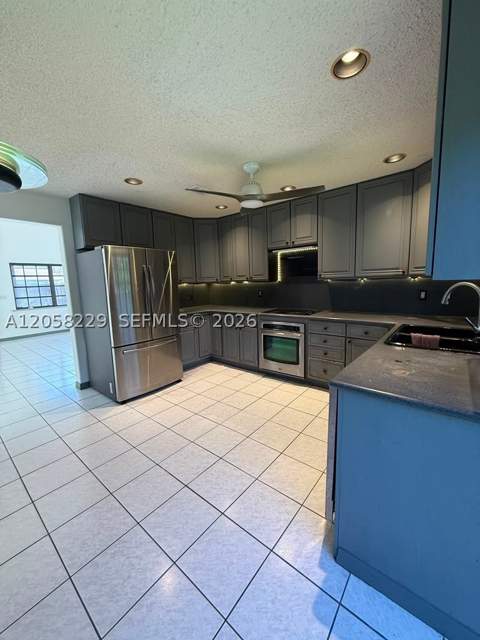 14720 SW 106th Ter, Miami FL - photo 8 of 30