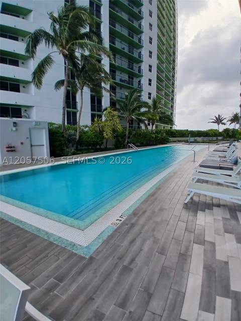 488 NE 18th St 203, Miami FL - photo 19 of 25