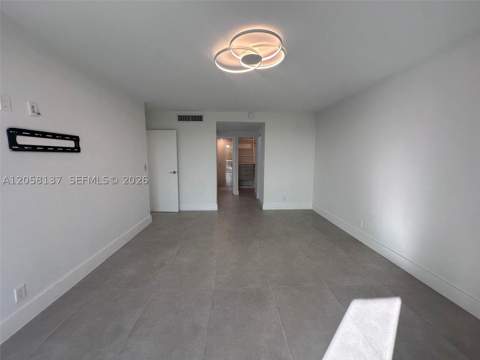 100 Bayview Dr 317, Sunny Isles Beach FL - photo 18 of 30