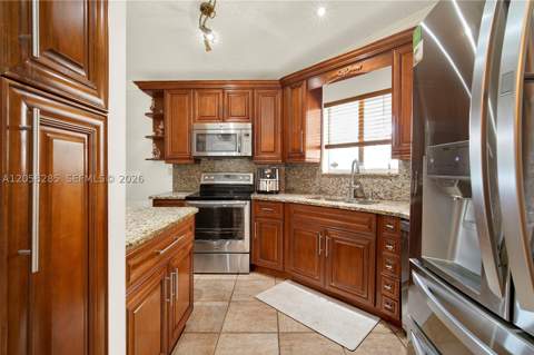20533 SW 132nd Ave, Miami FL - photo 10 of 25
