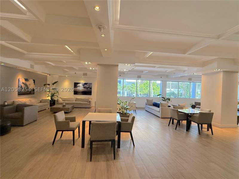 1 bedroom Condominium at 100 Lincoln Rd 602, The Decoplage Condo, Miami Beach — photo 3