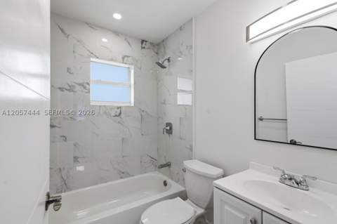2288 W 4th Ct, Hialeah FL - photo 17 of 31