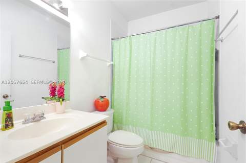 24443 SW 129th Pl, Homestead FL - photo 9 of 20