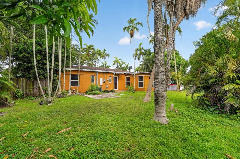 3 bedroom SingleFamilyResidence at 14621 Lincoln Boulevard, Richmond Heights, Miami — photo 3