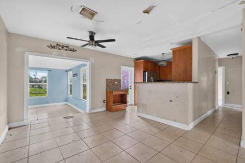 14621 Lincoln Boulevard, Miami FL - photo 6 of 31