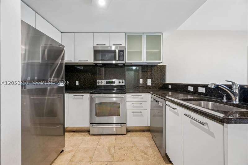 2 bedroom Condominium at 3339 Virginia St Ph-3, Lofts At Mayfair Condo, Miami — photo 5