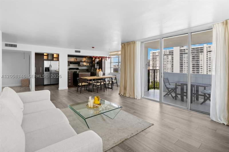 2 bedroom Condominium at 2780 NE 183rd St 1216, Commodore Plaza Condo, Aventura — photo 5