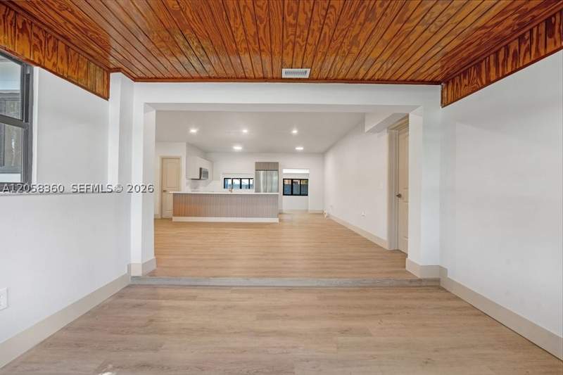 3 bedroom SingleFamilyResidence at 450 NW 140th St, Mc Kinley Heights, Miami — photo 3