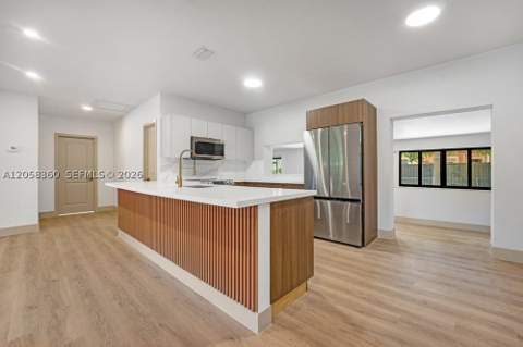 450 NW 140th St, Miami FL - photo 9 of 26