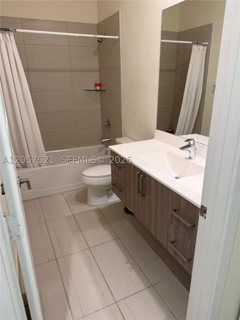 10218 NW 76th Ter, Doral FL - photo 17 of 29