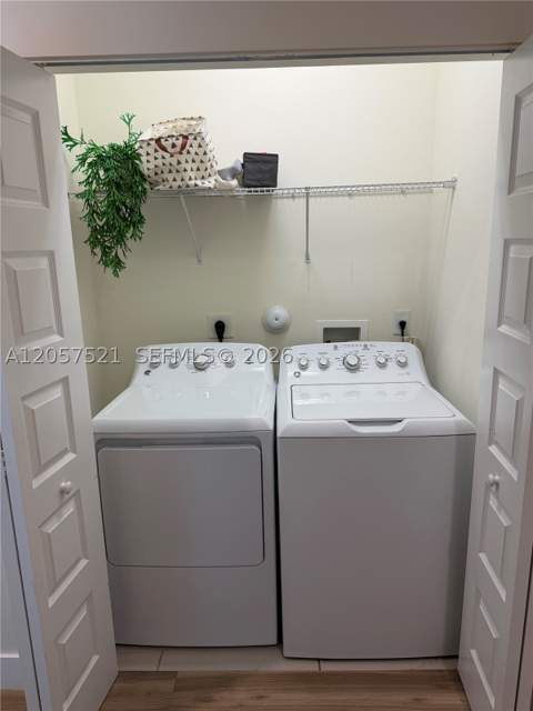 10218 NW 76th Ter, Doral FL - photo 21 of 29