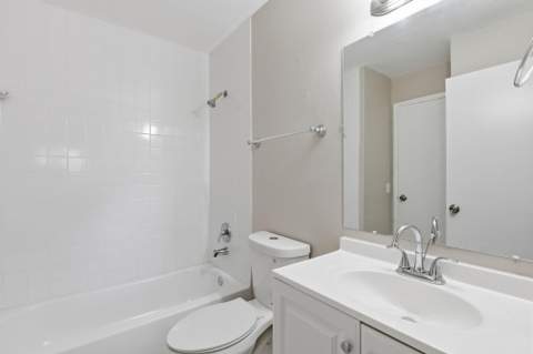 541 NW 82nd 377, Miami FL - photo 19 of 26