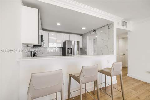 401 Ocean Dr 602, Miami Beach FL - photo 10 of 52