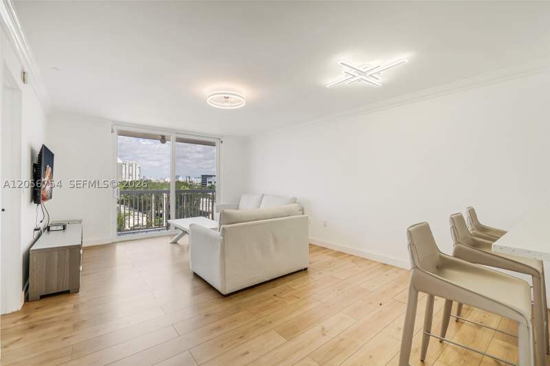 1 bedroom Condominium at 401 Ocean Dr 602, The Presidential Condo, Miami Beach — photo 2
