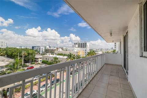 401 Ocean Dr 602, Miami Beach FL - photo 24 of 52