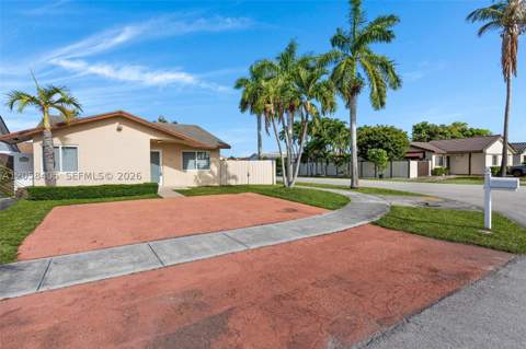 1616 SW 137th Pl, Miami FL - photo 16 of 47