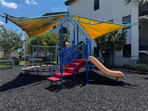 10455 NW 82nd St 35, Doral FL - photo 21 of 22
