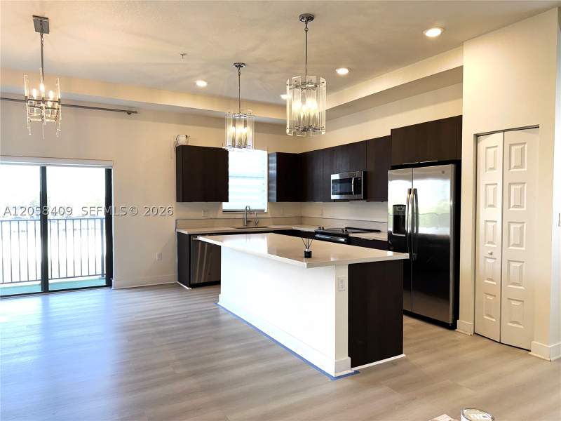 3 bedroom Condominium at 10455 NW 82nd St 35, Highland At Park Central, Doral — photo 5