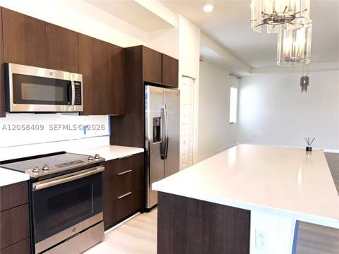 10455 NW 82nd St 35, Doral FL - photo 8 of 22