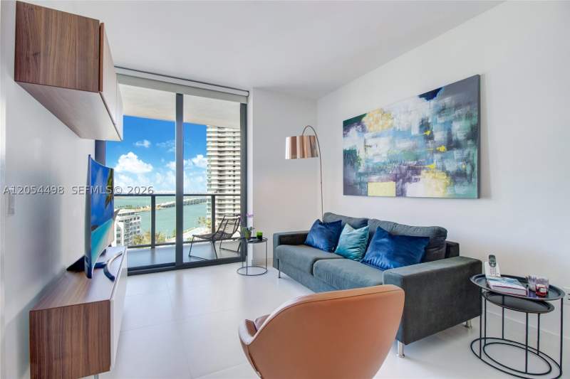 1 bedroom Condominium at 501 NE 31st St 1502, Paraiso Bayviews Condo, Miami — photo 2