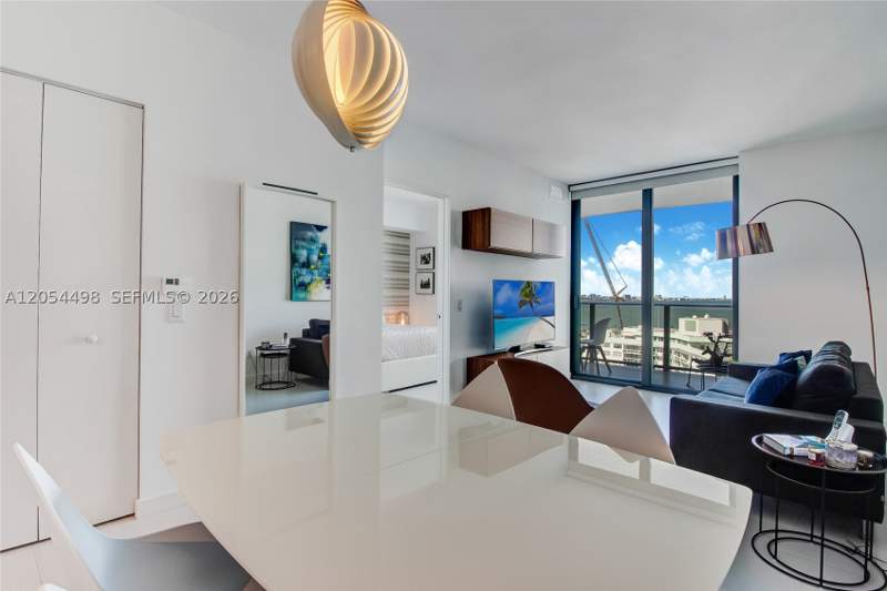1 bedroom Condominium at 501 NE 31st St 1502, Paraiso Bayviews Condo, Miami — photo 4