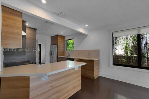7020 NE 5th Ave, Miami FL - photo 14 of 55