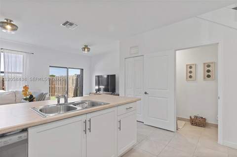 10085 SW 228th Ter, Miami FL - photo 17 of 60