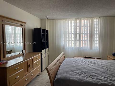 250 174th St 1607, Sunny Isles Beach FL - photo 11 of 17