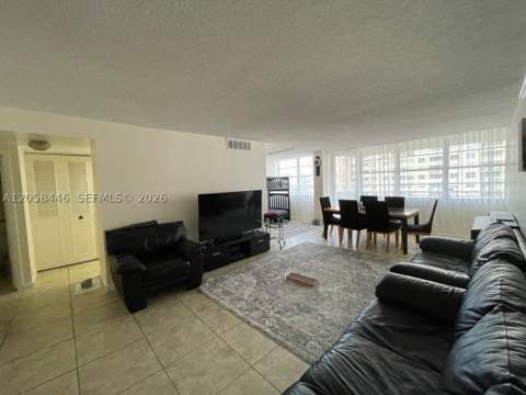 250 174th St 1607, Sunny Isles Beach FL - photo 8 of 17