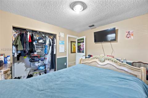 15330 SW 170th Ter, Miami FL - photo 16 of 39