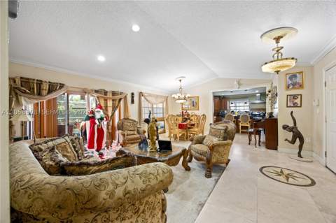 15330 SW 170th Ter, Miami FL - photo 8 of 39